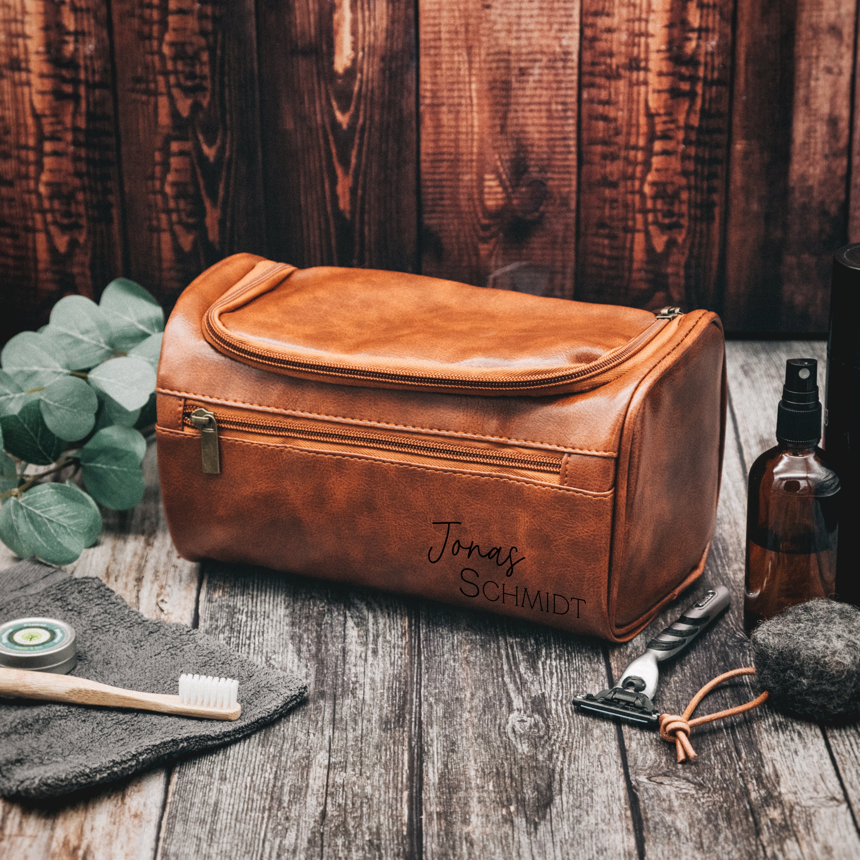 Leder Kulturbeutel - verschiedene Motive mit Namen oder Intitialen