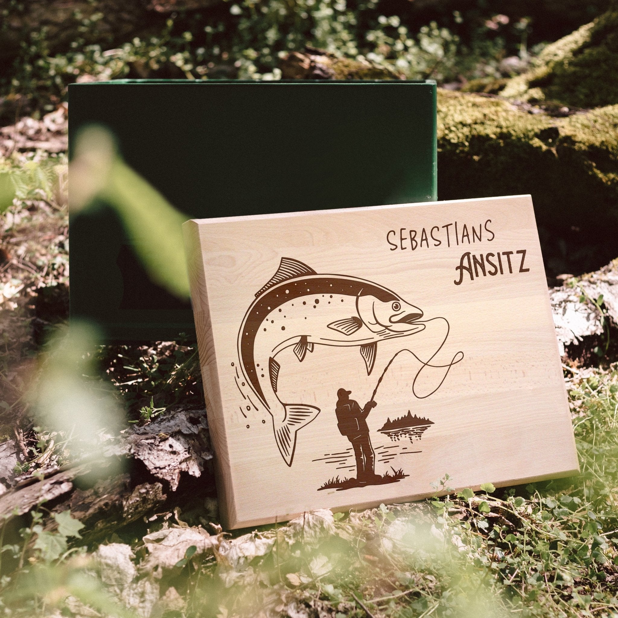 Bierkastensitz Holz - Ansitz für Angler - Abenteuernah