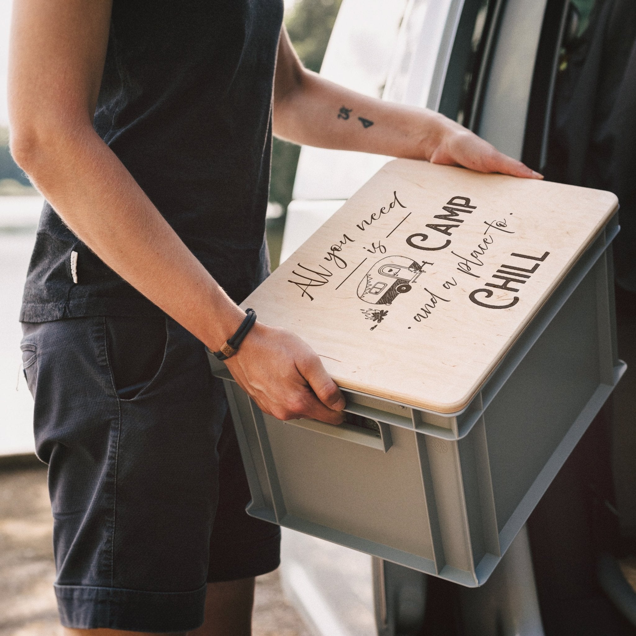 Eurokistendeckel aus Holz - All you need is camp - Abenteuernah