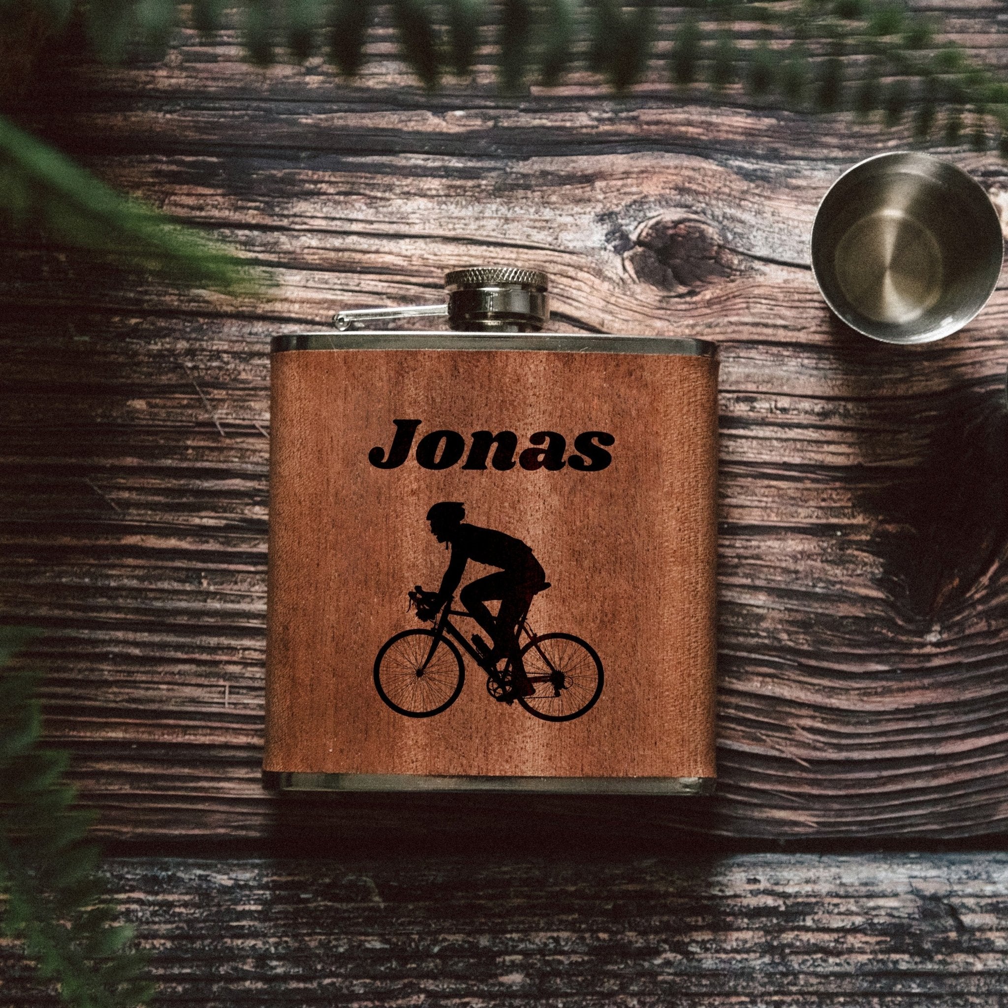 Flachmann Holz - Fahrrad Fahrer - Abenteuernah