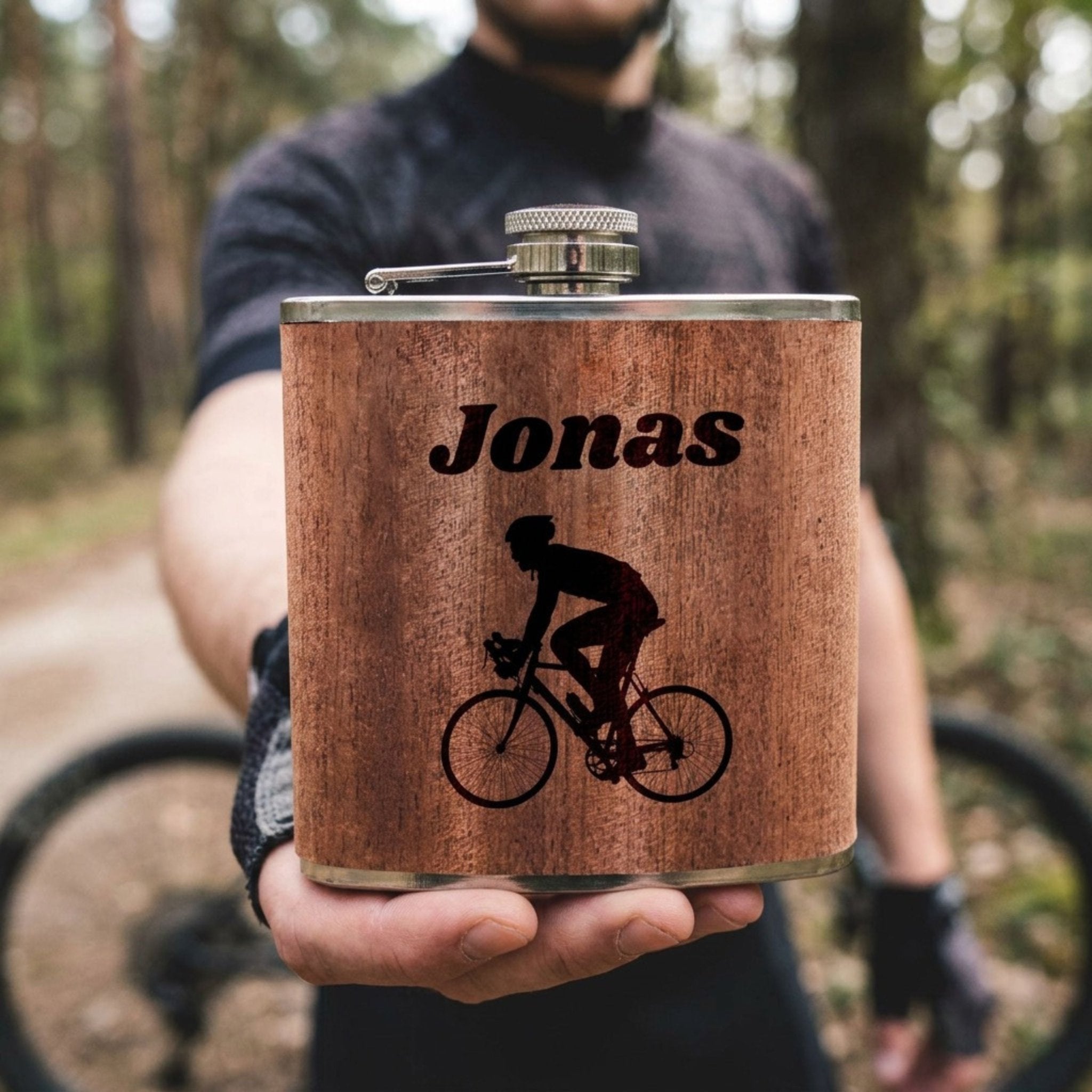 Flachmann Holz - Fahrrad Fahrer - Abenteuernah