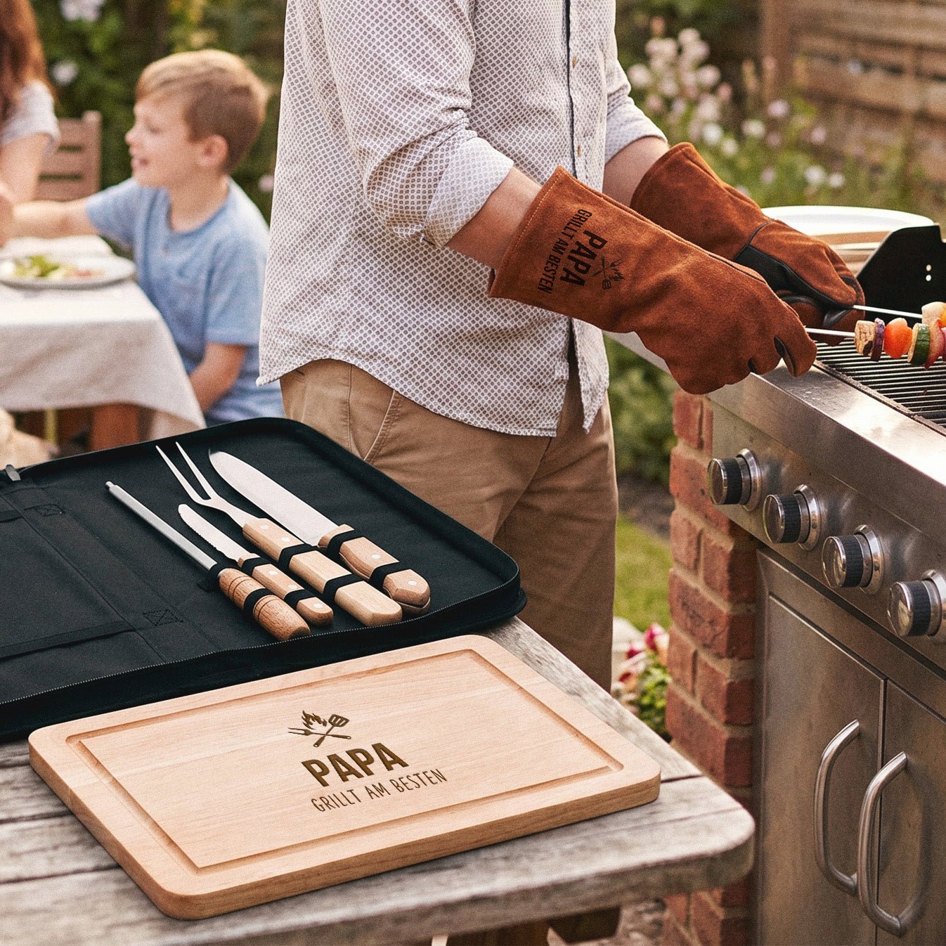 Grillset Handschuhe & Tasche - Papa grillt am Besten - Abenteuernah