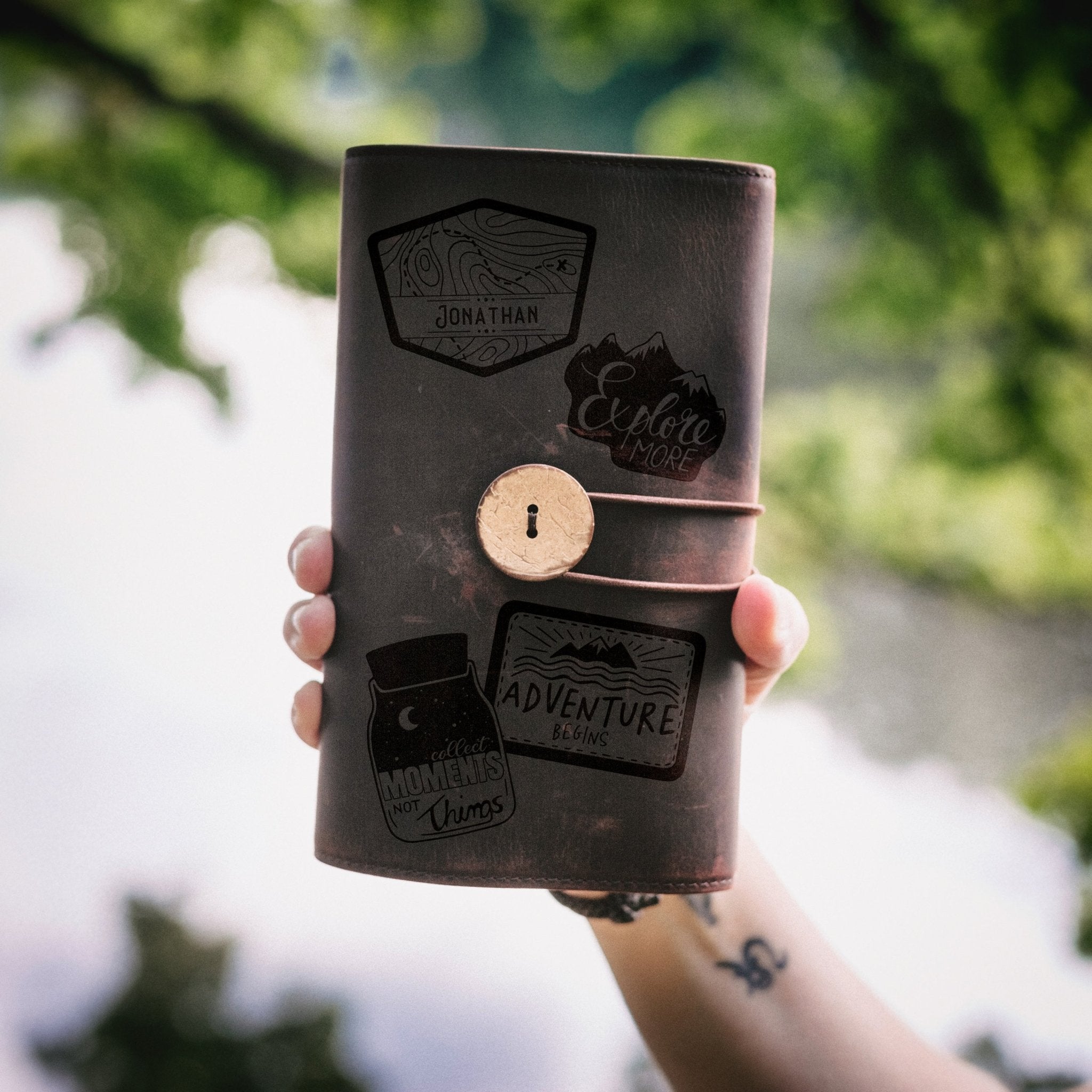 Kabelorganizer aus echtem Leder - Vintage Travel + Wunschname - Abenteuernah