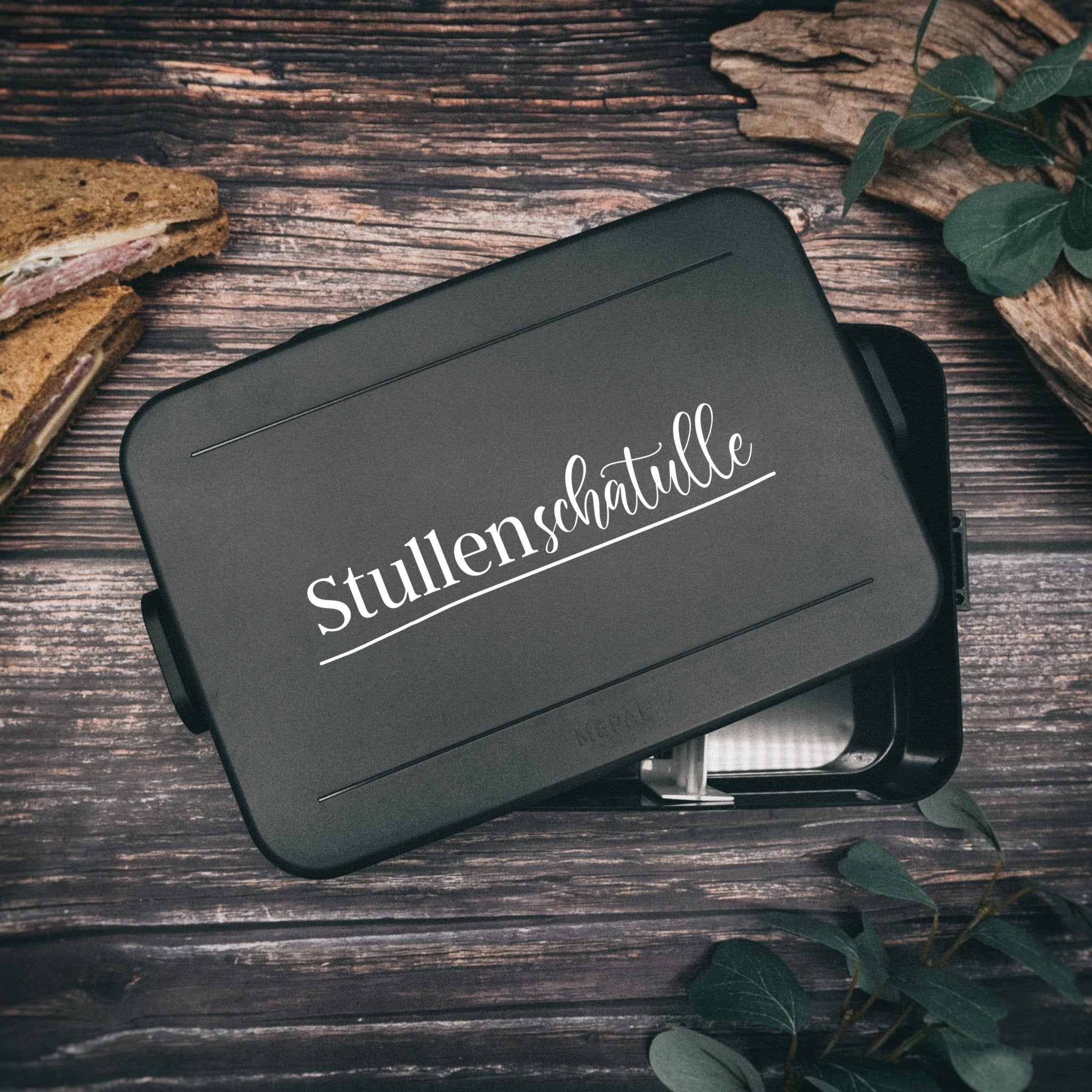 Mepal Brotdose schwarz XXL - Stullenschatulle - Abenteuernah