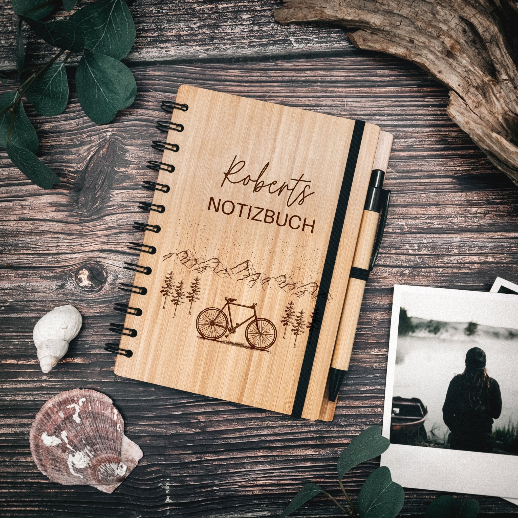 Notizbuch Holz - Fahrrad Berge - Abenteuernah