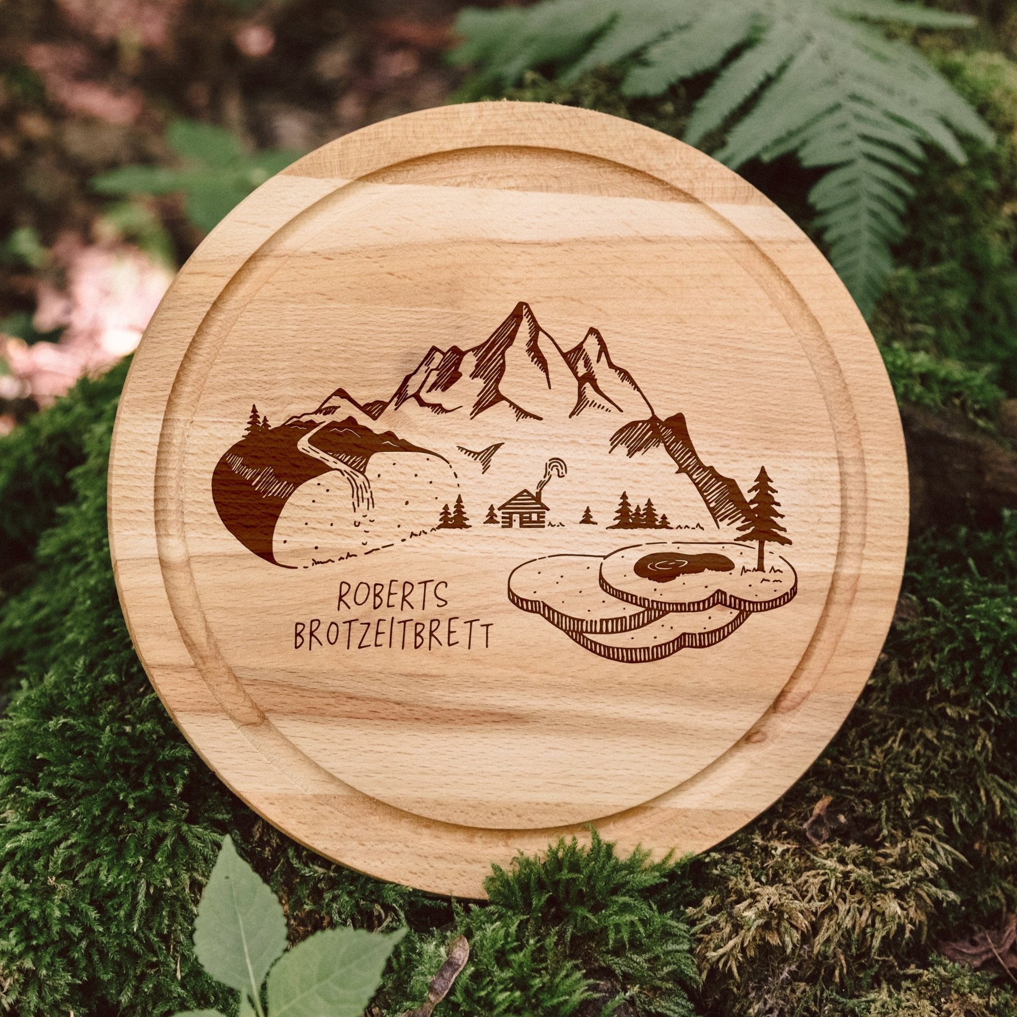 Rundes Holzbrett - Brotzeit Berglandschaft - Abenteuernah
