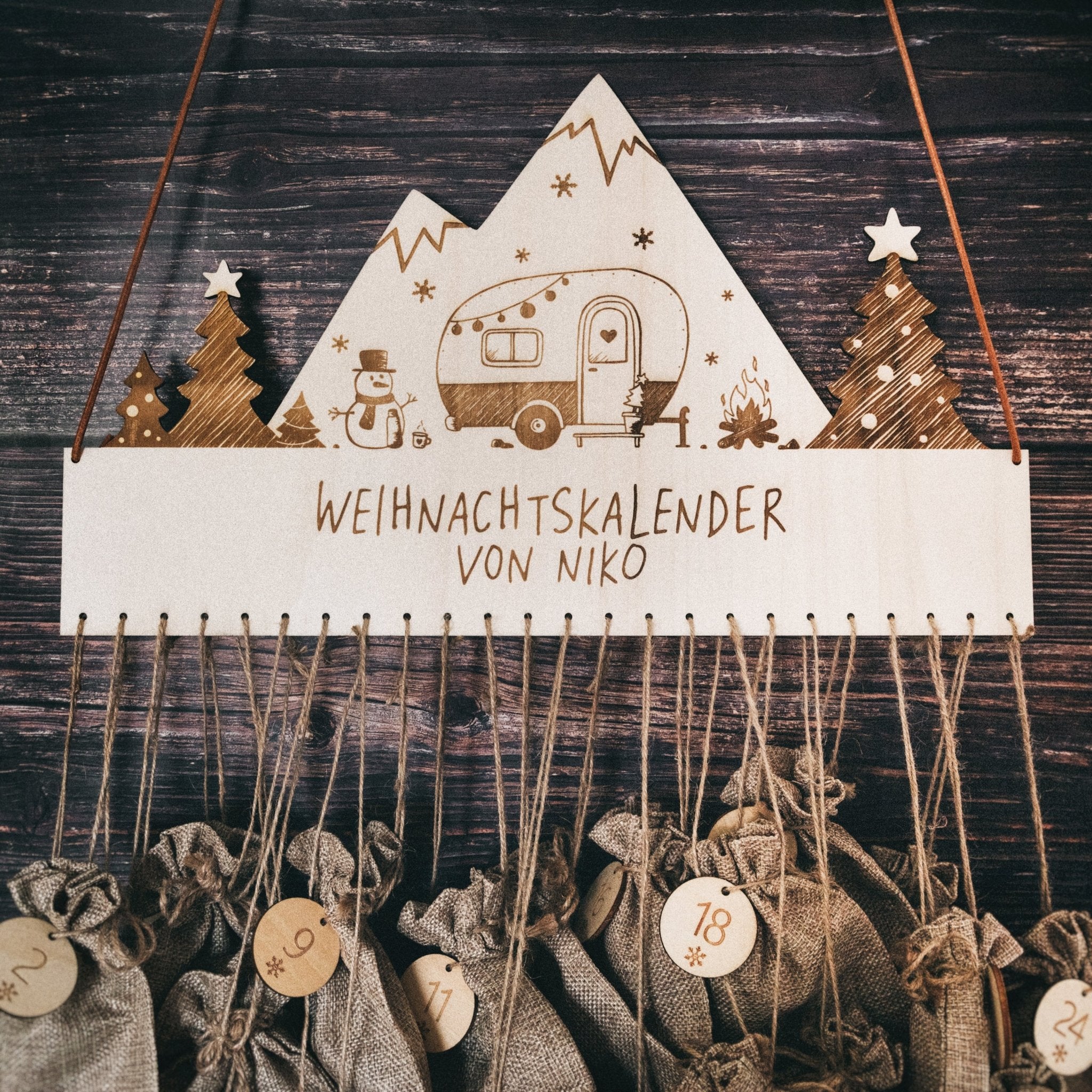 Adventskalender - Camper Landschaft mit Wunschnamen - Abenteuernah