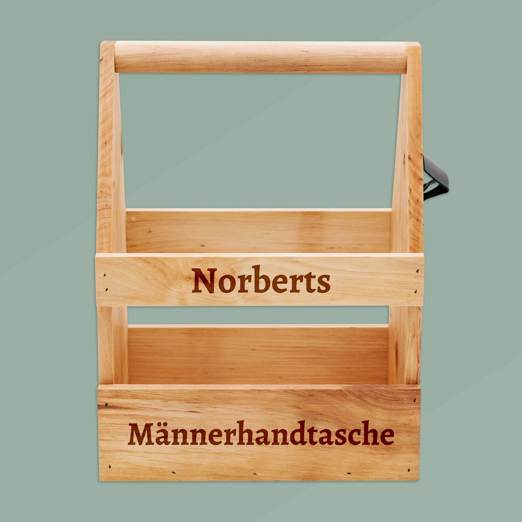 Bierträger Holz - Männerhandtasche mit Name - Abenteuernah