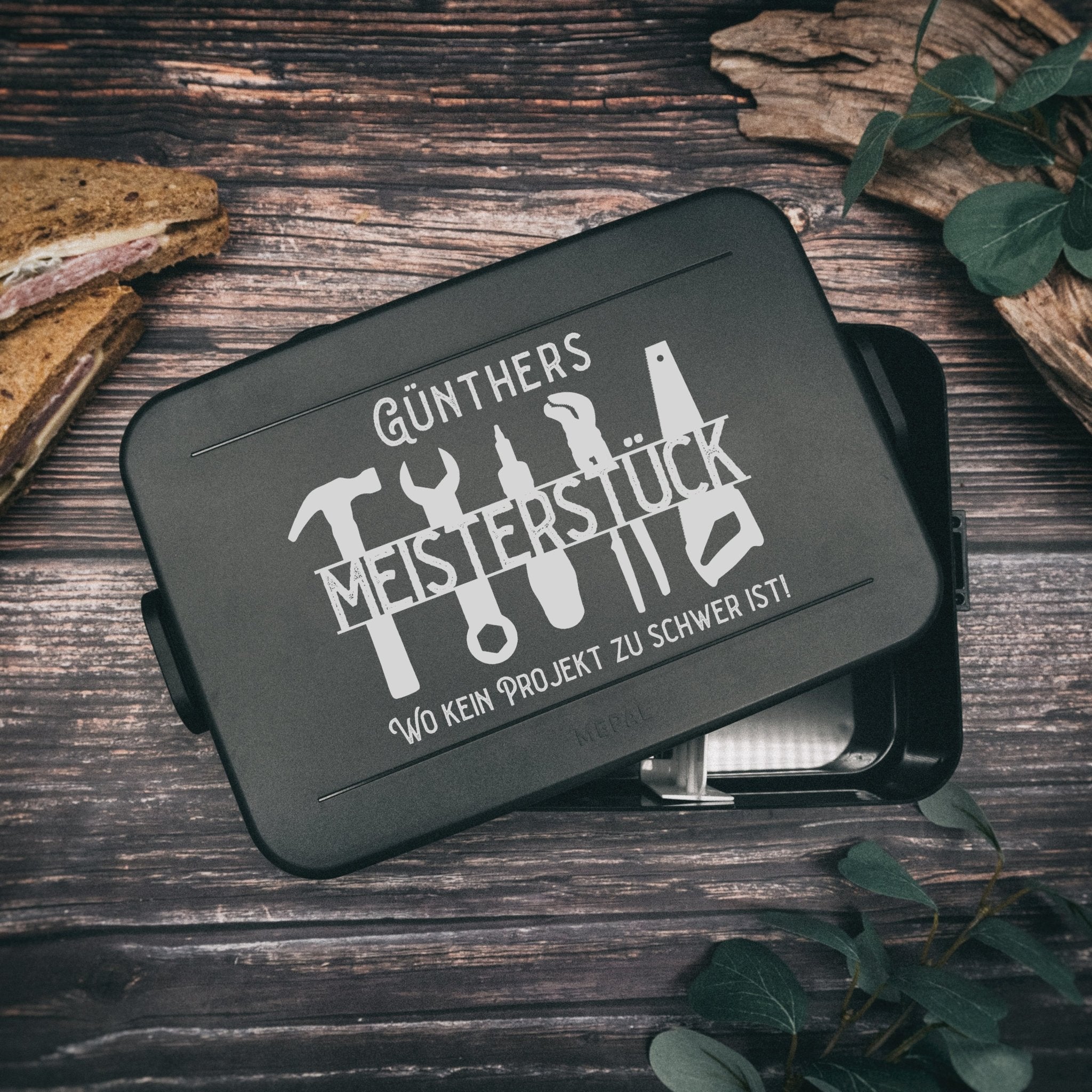 Mepal Brotdose schwarz XXL - Meisterstück - Abenteuernah