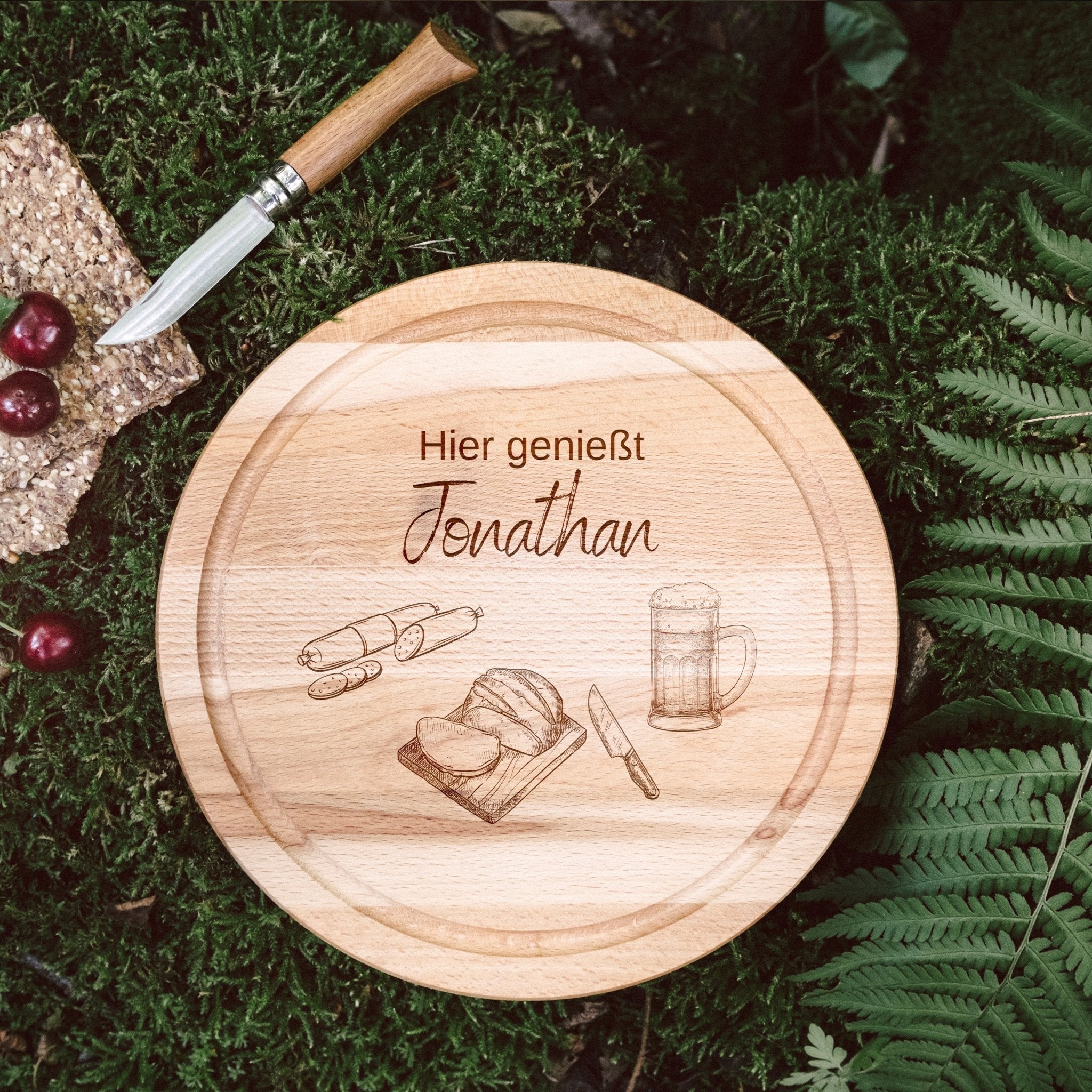 Rundes Holzbrett - Bier Brot Wurst - Abenteuernah