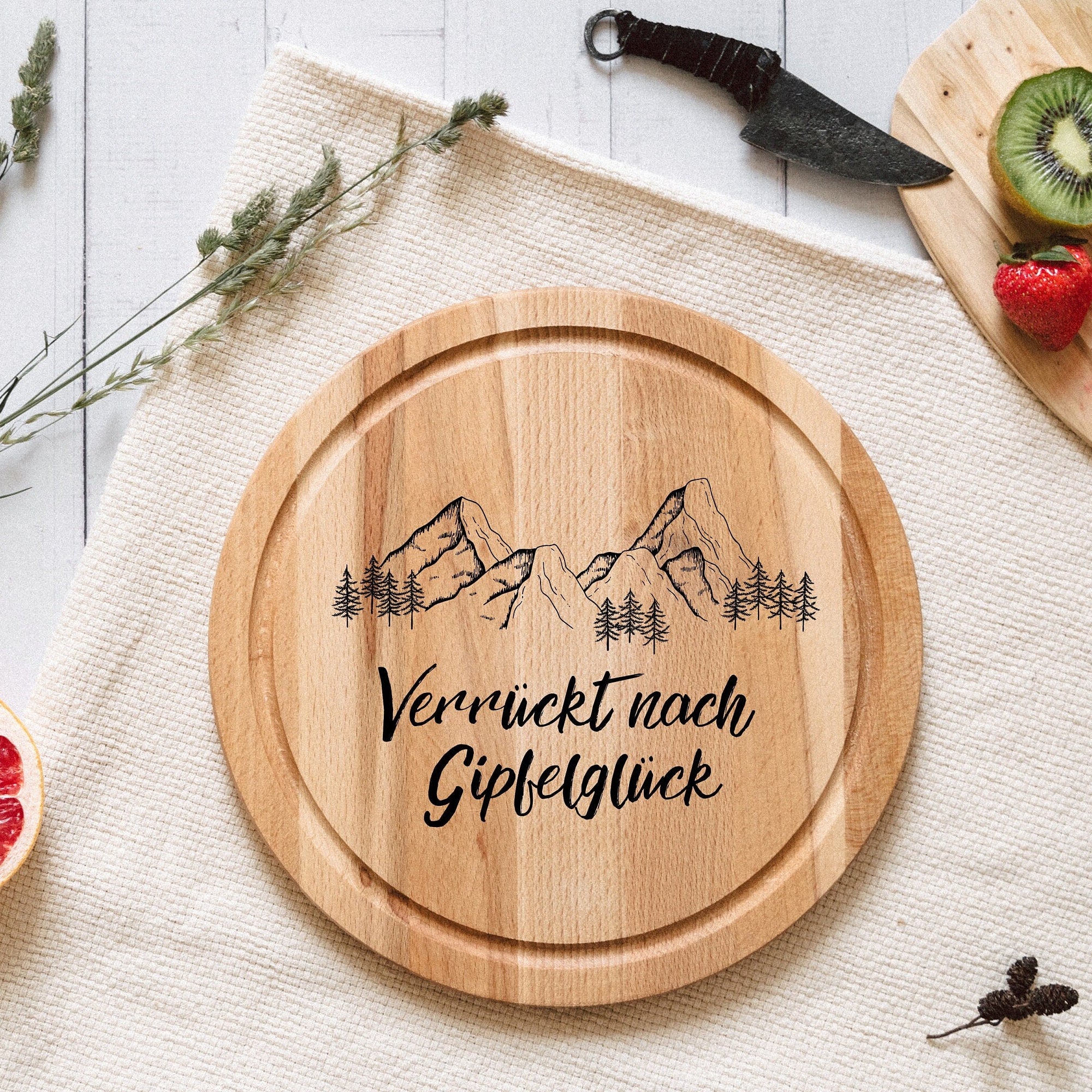 Brotzeitbrett mit Gravur, Frühstücksbrett personalisiert, Brotzeitbrett rund, Holzbrett, Vesperbrett rund, Geschenk Großeltern - abenteuernah